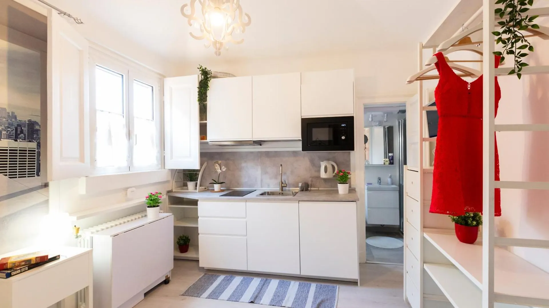 Commenda White Studio Milano 0*,